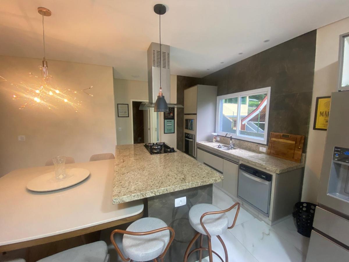 Hostyn Casa Manancial -4 Suites E Natureza Proxima Ao Capivari Campos do Jordão 外观 照片